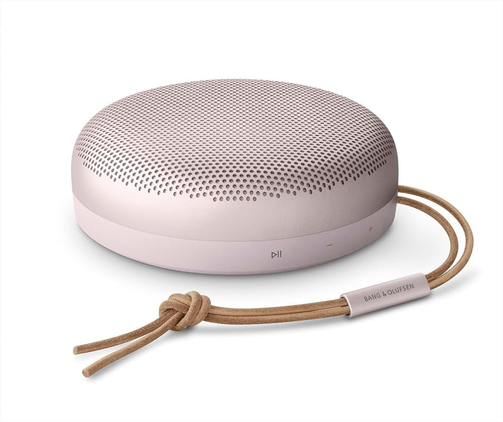 Bang & Olufsen Beosound A1 (generația a 2-a) - Difuzor Bluetooth portabil fără fir, rezistent la apă IP67, cu sunet la 360 de grade, asistent vocal Alexa și difuzor, durată de viață a bateriei 18 H - Grey Mist